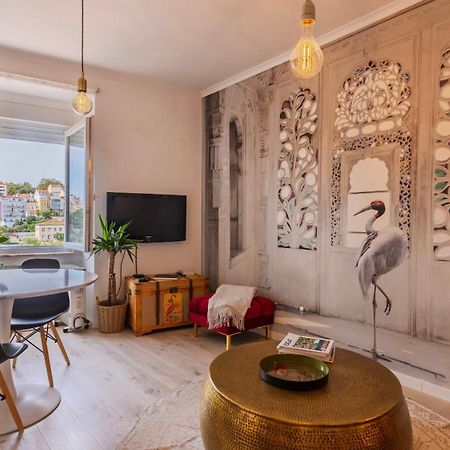 Sunny Design Apt In Praca Das Flores By Lovelystay ลิสบอน ภายนอก รูปภาพ